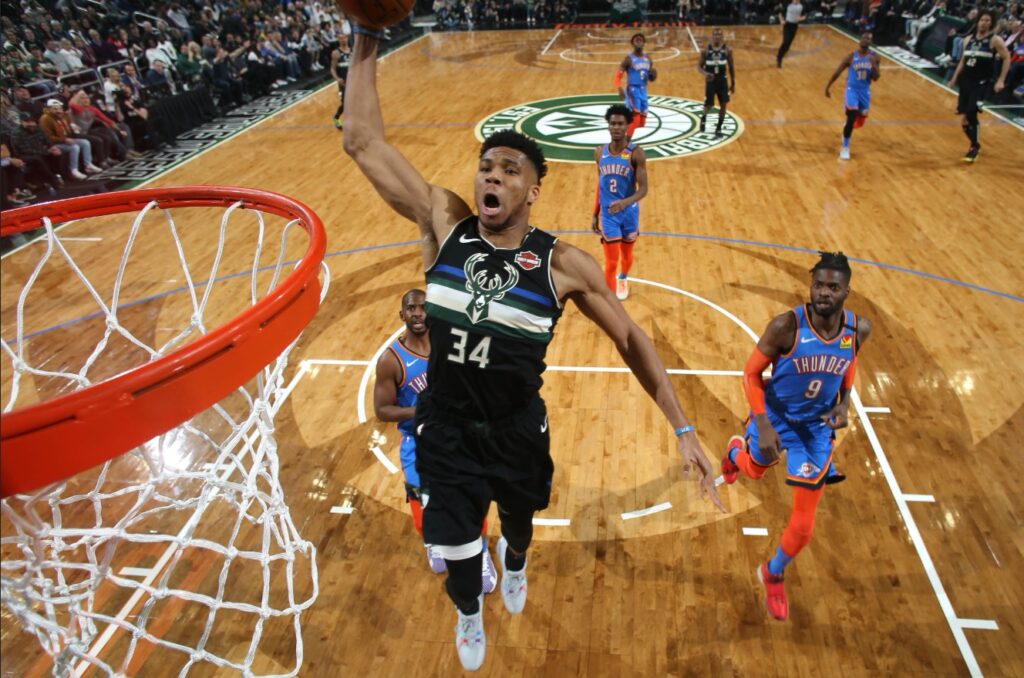 pertandingan bola basket