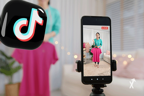 Ilustrasi affiliate marketing melalui TikTok Live, menampilkan affiliator mempromosikan pakaian wanita untuk meningkatkan penjualan online.