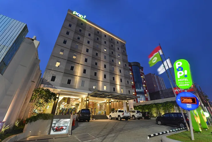 pop hotel Mangga Besar Jakarta