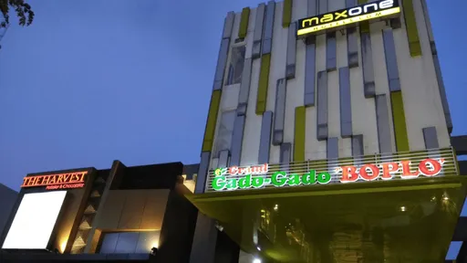 Maxone Jakarta